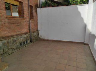 Chalet en alquiler en Finestrelles en Esplugues de Llobregat