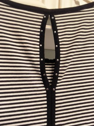 Blusa Niky Rayas Negras y Blancas