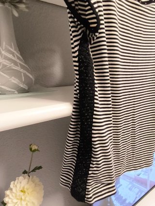 Blusa Niky Rayas Negras y Blancas