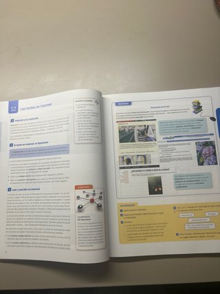 Lengua castellana y literatura, 2 ESO serie Lib...