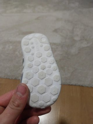 Sapatilhas Adidas Bebé Tamanho 20