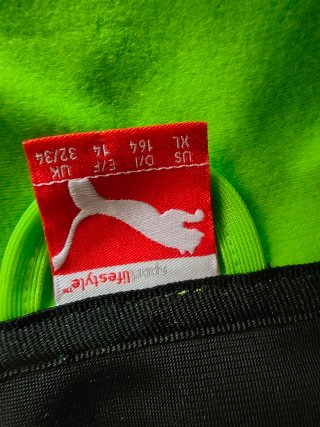Chándal Puma Verde y Negro Nuevo talla 14.