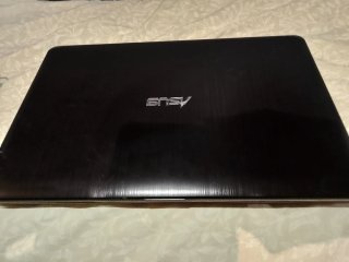 Portatile Asus VivoBook in argento