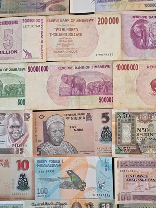 Extraordinario  Lote 22 Billetes África. Todo ....