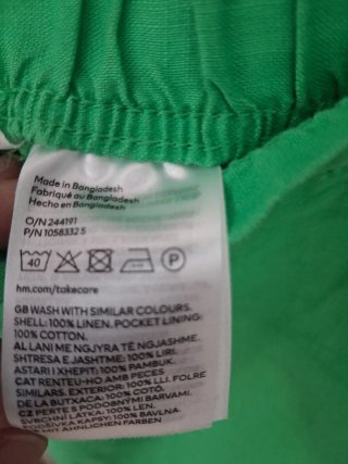 Shorts verdes de lino
