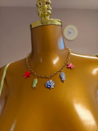 Collar cadena acero con peces y estrellas