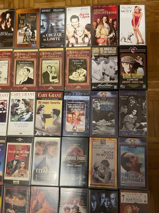 Lote 45 Películas VHS  Clásicos y años 80-90
