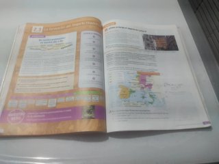 Geografía e Historia, 2 secundaria. Revuela