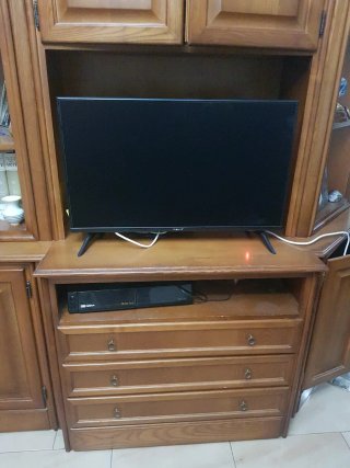 Televisor Nevir Negro