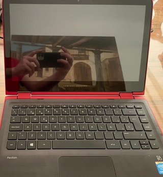 Portatile HP Pavilion x360 Convertibile 2 in 1 Rosso