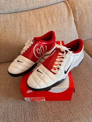 Zapatillas Nike Total 90 Rojas y Blancas