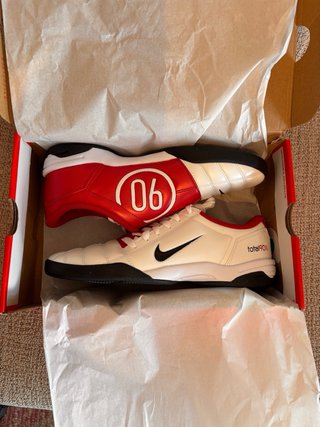 Zapatillas Nike Total 90 Rojas y Blancas