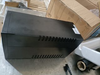 UPS Green Cell 1500VA con schermo LCD