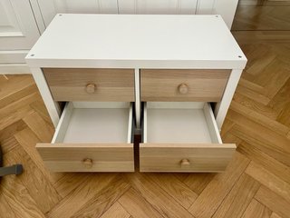 Mueble Kallax Ikea con 4 cajones