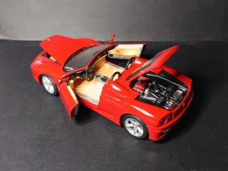Ferrari 360 Modena Spider scala 1:18