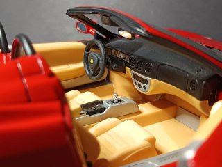 Ferrari 360 Modena Spider scala 1:18
