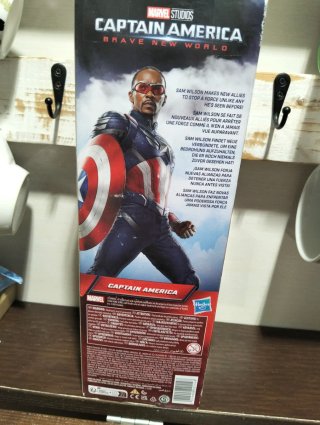 Figura Capitán América 28 cm