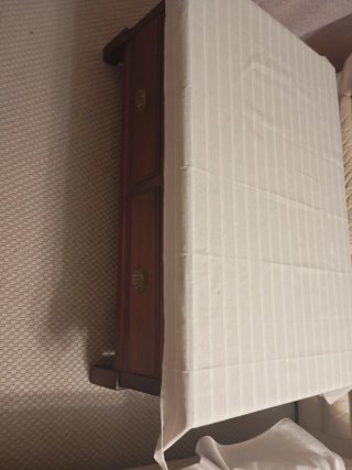 Mesa de centro de madera y cristal