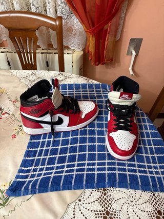 Jordan 1 High Chicago Bull, Talla 40