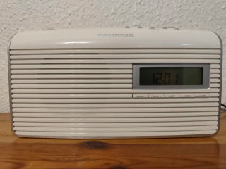 Radio portátil Grundig Blanco