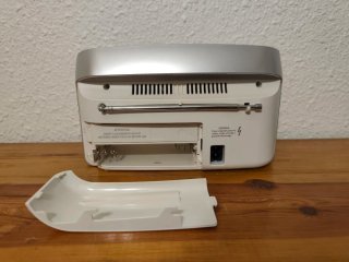 Radio portátil Grundig Blanco