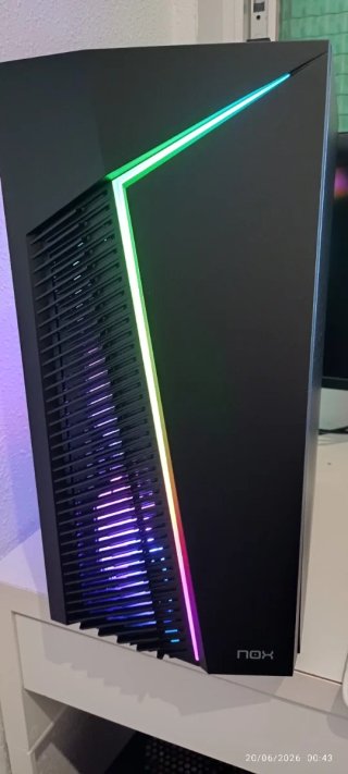 PC Gaming Gigabyte con RGB