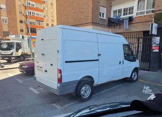 Se hacen viajes , trasteos o portes en todo madrid