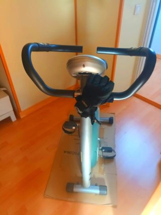 Bicicleta Estática Training 127