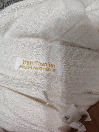 Pantalón de lino blanco