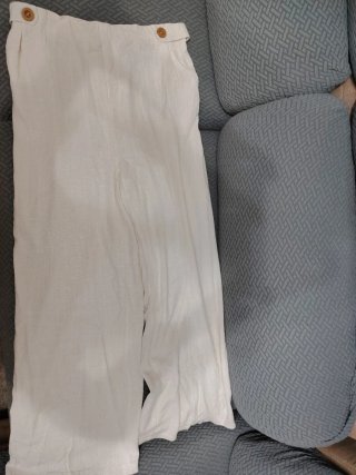 Pantalón de lino blanco