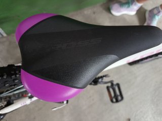 Bicicleta Kross Lea 1.0 Blanca y Morada