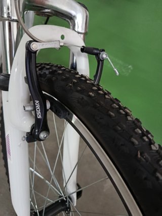 Bicicleta Kross Lea 1.0 Blanca y Morada