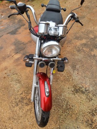 Daelim Daystar VL 125 Fi Roja y Plata