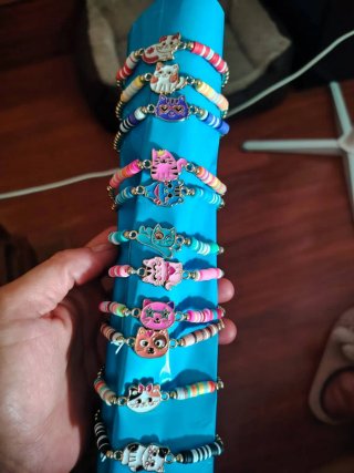 Pulseras echas a mano
