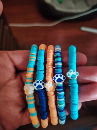 Pulseras echas a mano