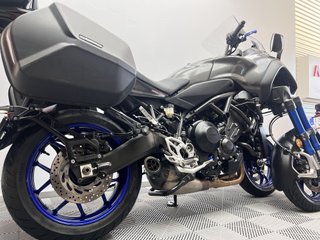 YAMAHA NIKEN 2018 14601 kms.