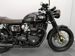 TRIUMPH BONNEVILLE T120 BLACK 2020 33213 kms.