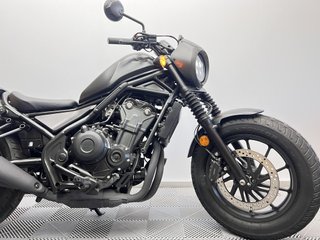 HONDA CMX 500 REBEL 2025 6890 kms.