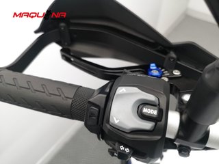 SUZUKI V-STROM 800 DE 2024 10643 kms.