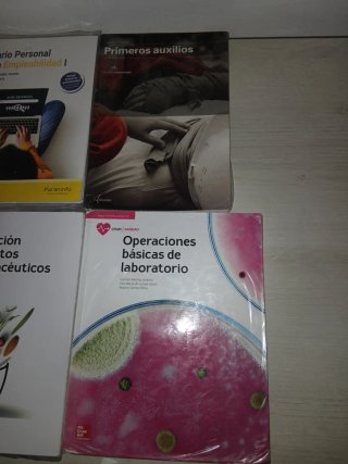 Libros para curso grado medio de Farmacia.