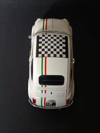 Fiat 500 L Scala 1:18