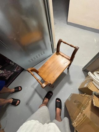 Sedia scalzatrice in legno