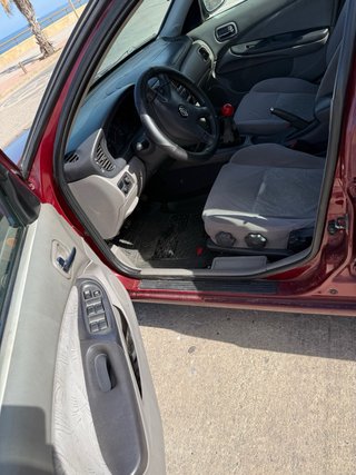 Nissan Almera 2.2 Di