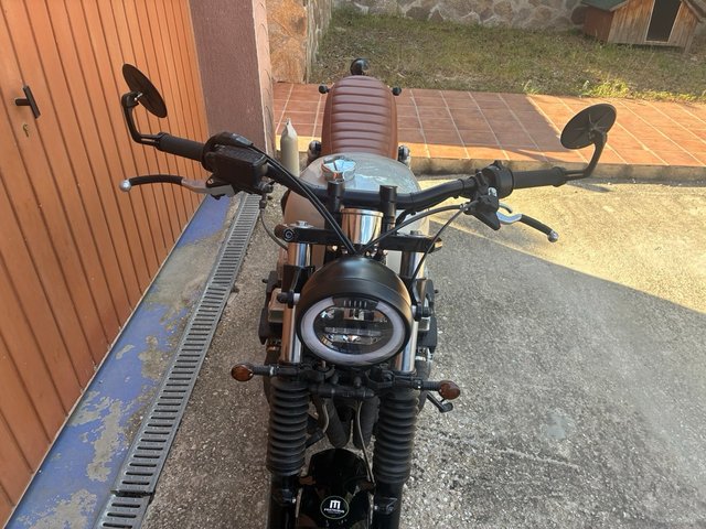 Honda CB 750 Scrambler