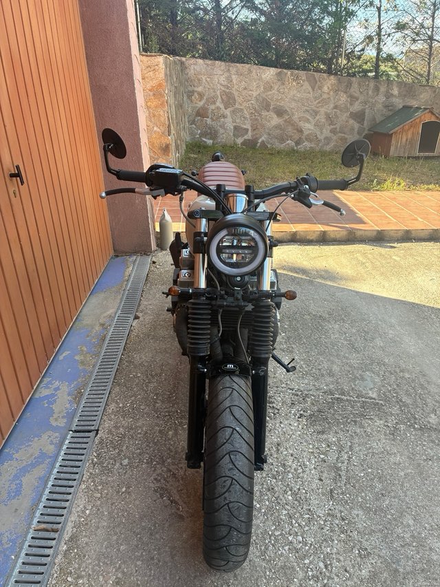 Honda CB 750 Scrambler