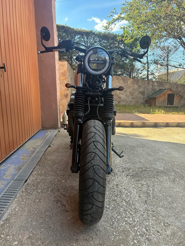 Honda CB 750 Scrambler