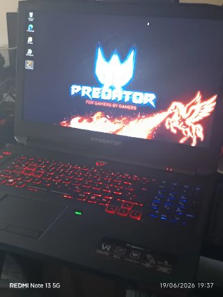 Portátil Gaming Acer Predator i7 24GB RAM