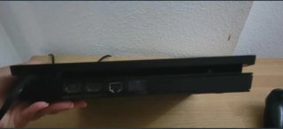 PS4 Slim Negra + 2 Mandos