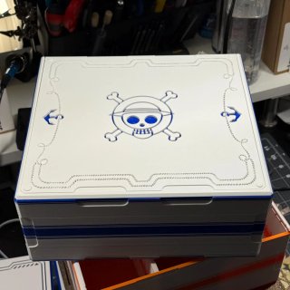 Caja One Piece TCG CubeKeepr 900