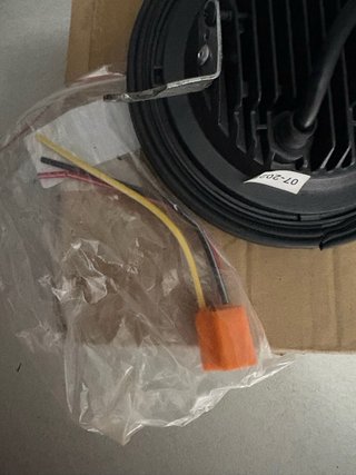 Faro LED Vespa 200 y piloto trasero no led